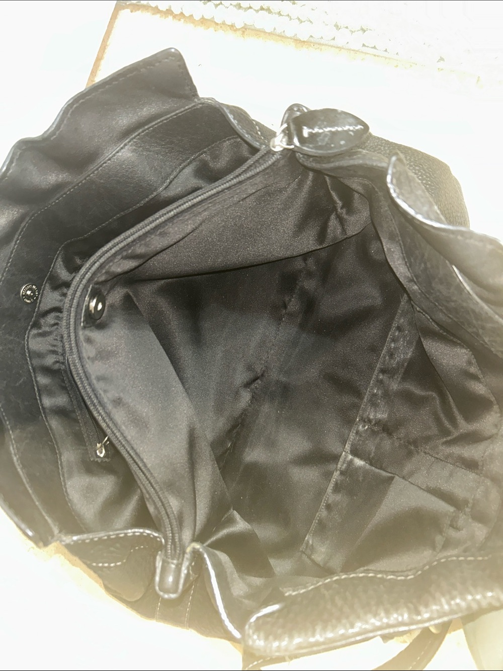 Authentic Coach Penelope Black Pebbled
Leather Carryall Tote Bag - Style F14682 - Picture 8 of 16